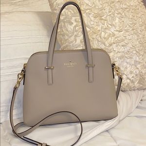 Kate Spade Cedar Street Maise Purse 🥰💛